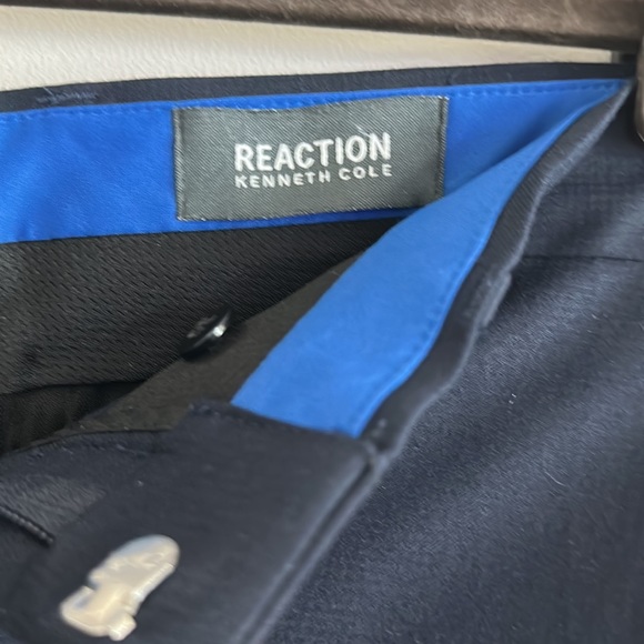 Men’s Kenneth Cole Reaction Slim Dress Pants 30x32 - Picture 3 of 3